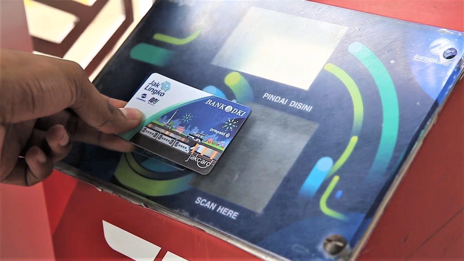 Increase User Convenience, Following is the JakCard-Based Free Transjakarta Service Card Replacement Mechanism
