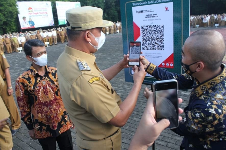Supporting Digital Services & Access to Capital for MSMEs in the Bekasi Region, UUS Bank DKI Collaborates with BPRS Patriot