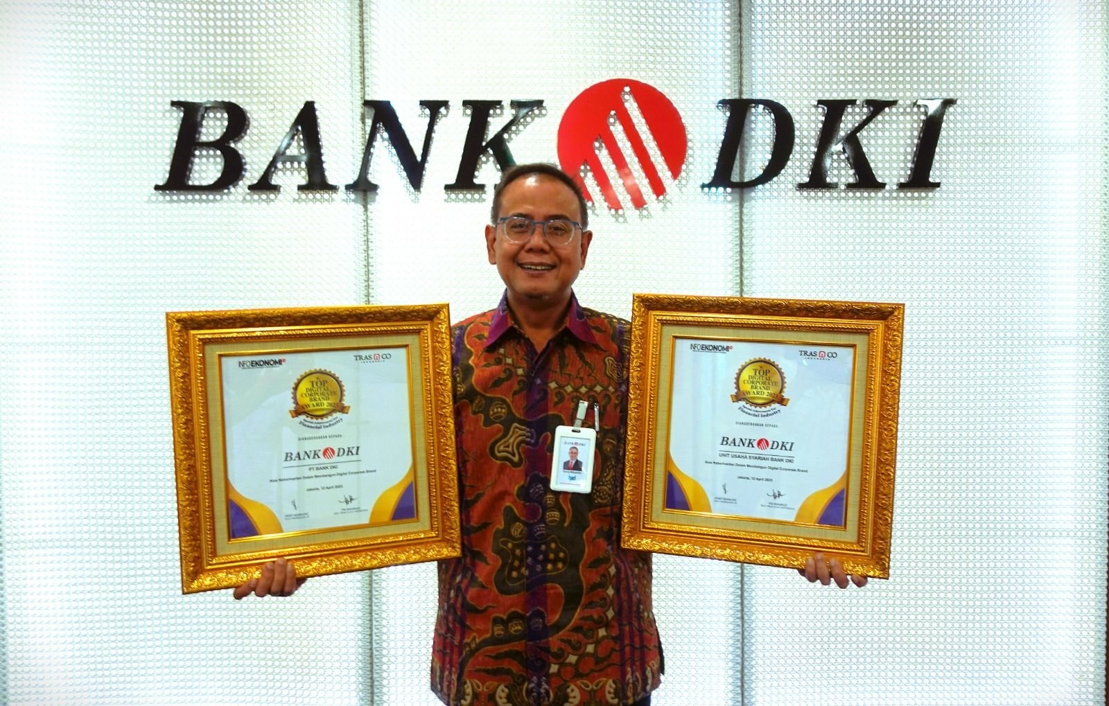 Bank DKI Wins TOP Digital Corporate Brand Award 2023 in Conventional and Sharia Category
