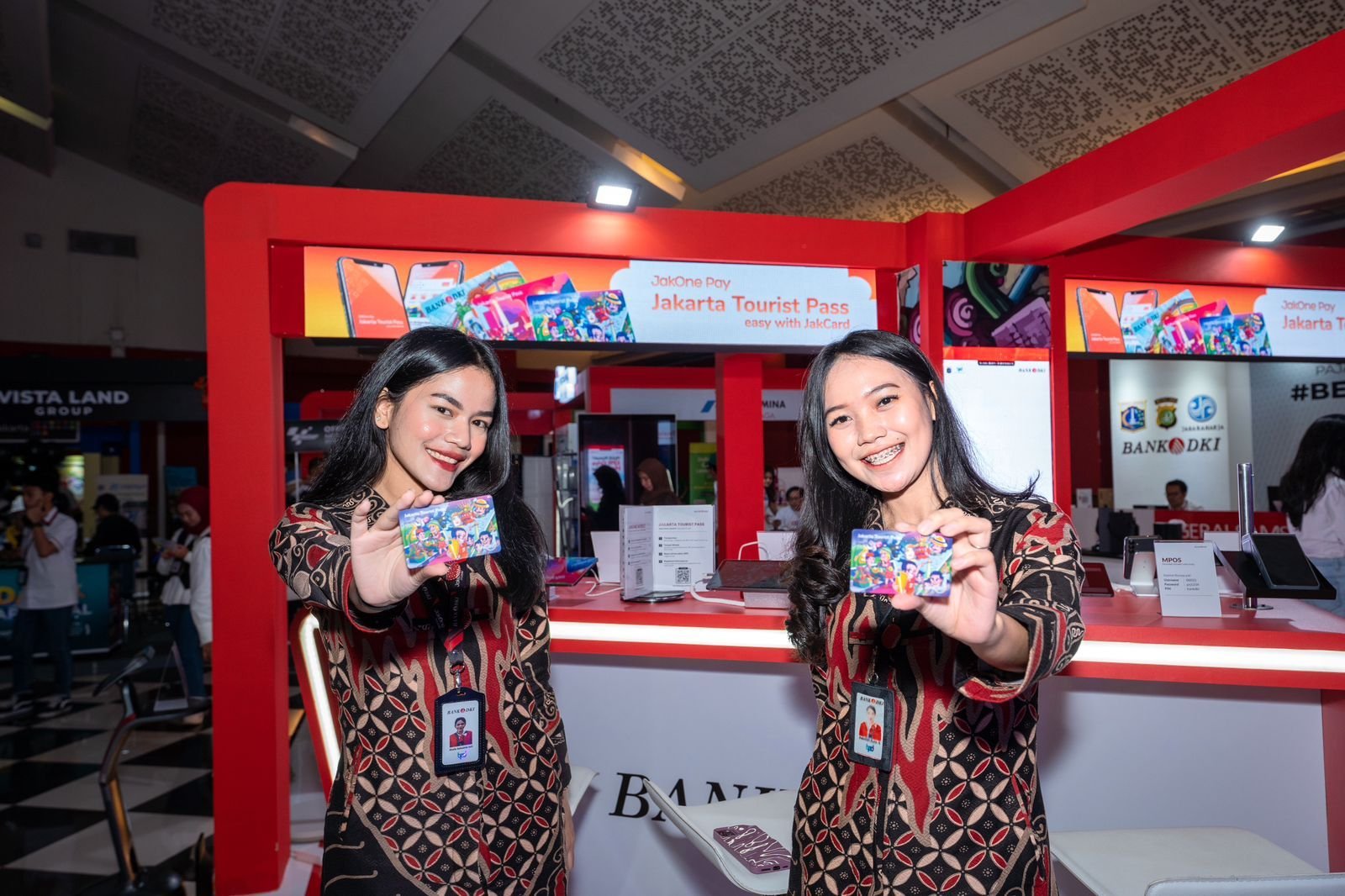 Consistently Encouraging Digital Transformation, Bank DKI Wins Award at the 21st Annual Selular Award 2024