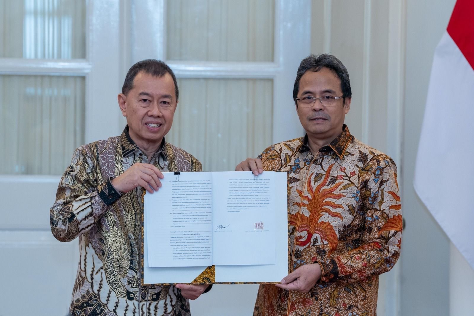 Bank DKI Officially Forms a Bank Business Group (KUB) with Bank Maluku Malut