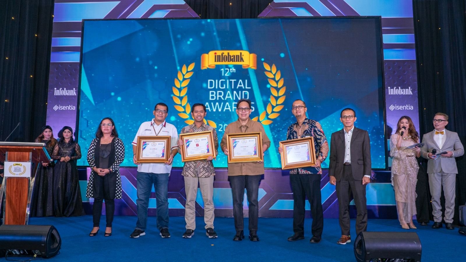 Bank DKI Wins The Best Conventional Bank at the Infobank-Isentia 12th Digital Brand Awards 2023