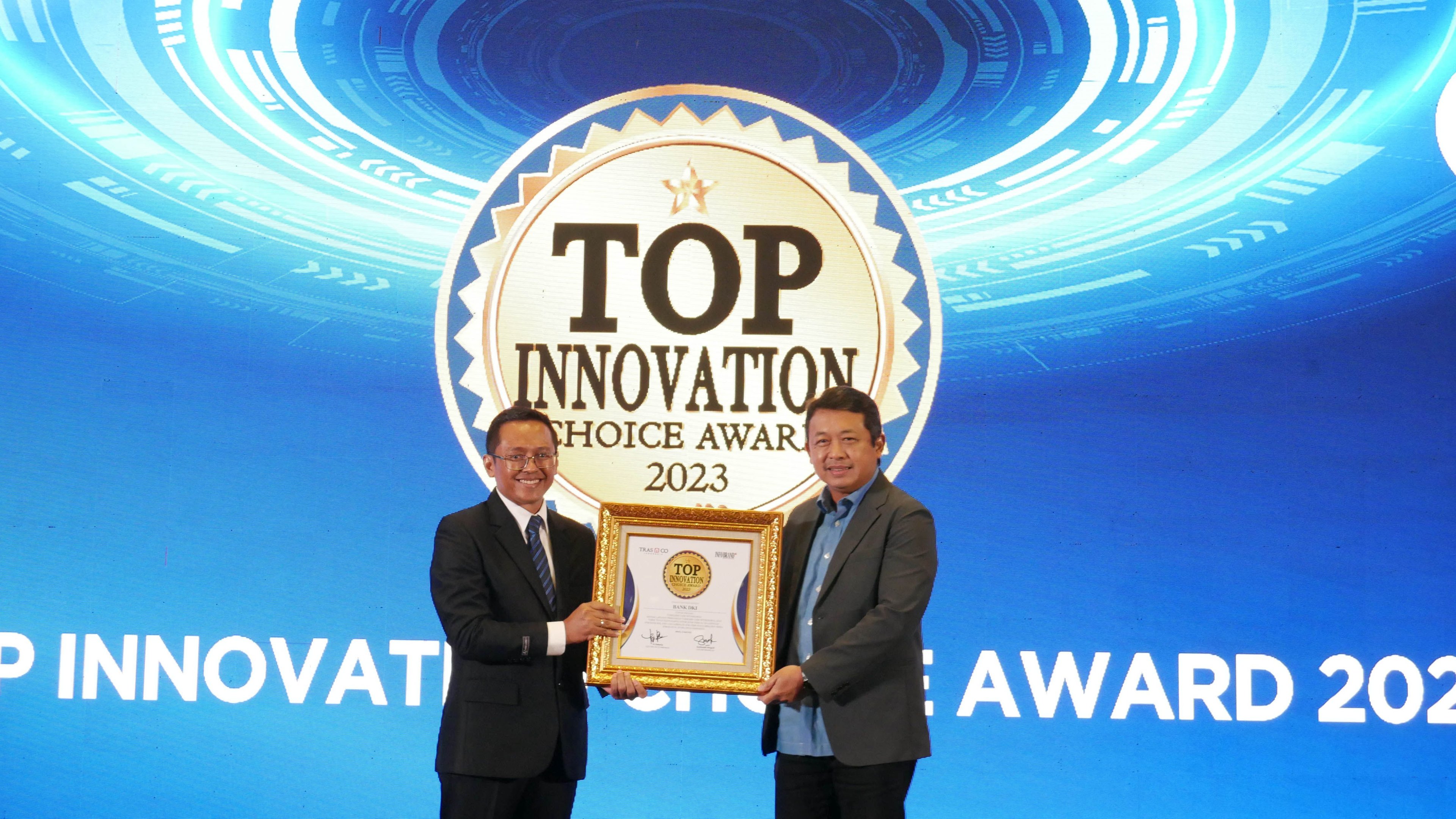 Bank DKI's JakOne Mobile Cardless Cash Withdrawal Innovation was awarded the 2023 Top Innovation Choice Award