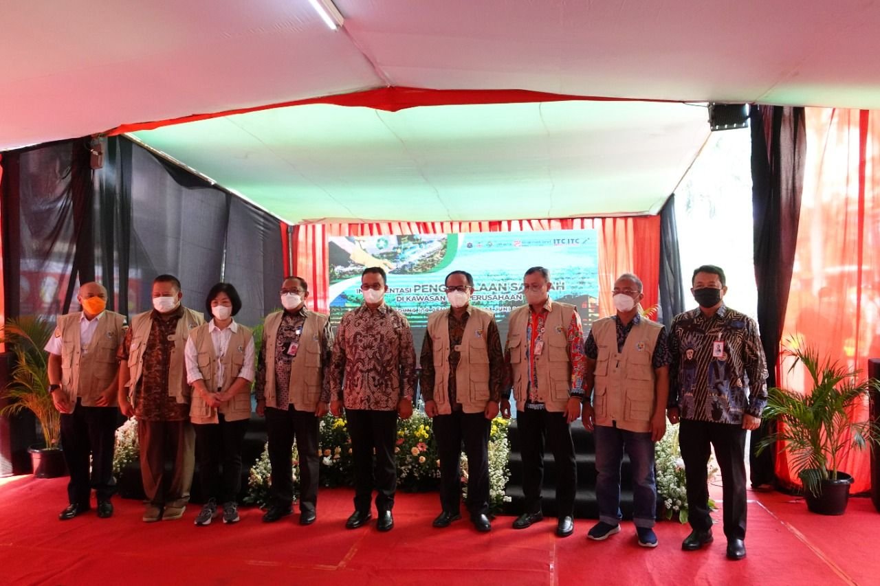 Together with the Governor of DKI Jakarta, Bank DKI Supports the Launch of Independent Waste Management