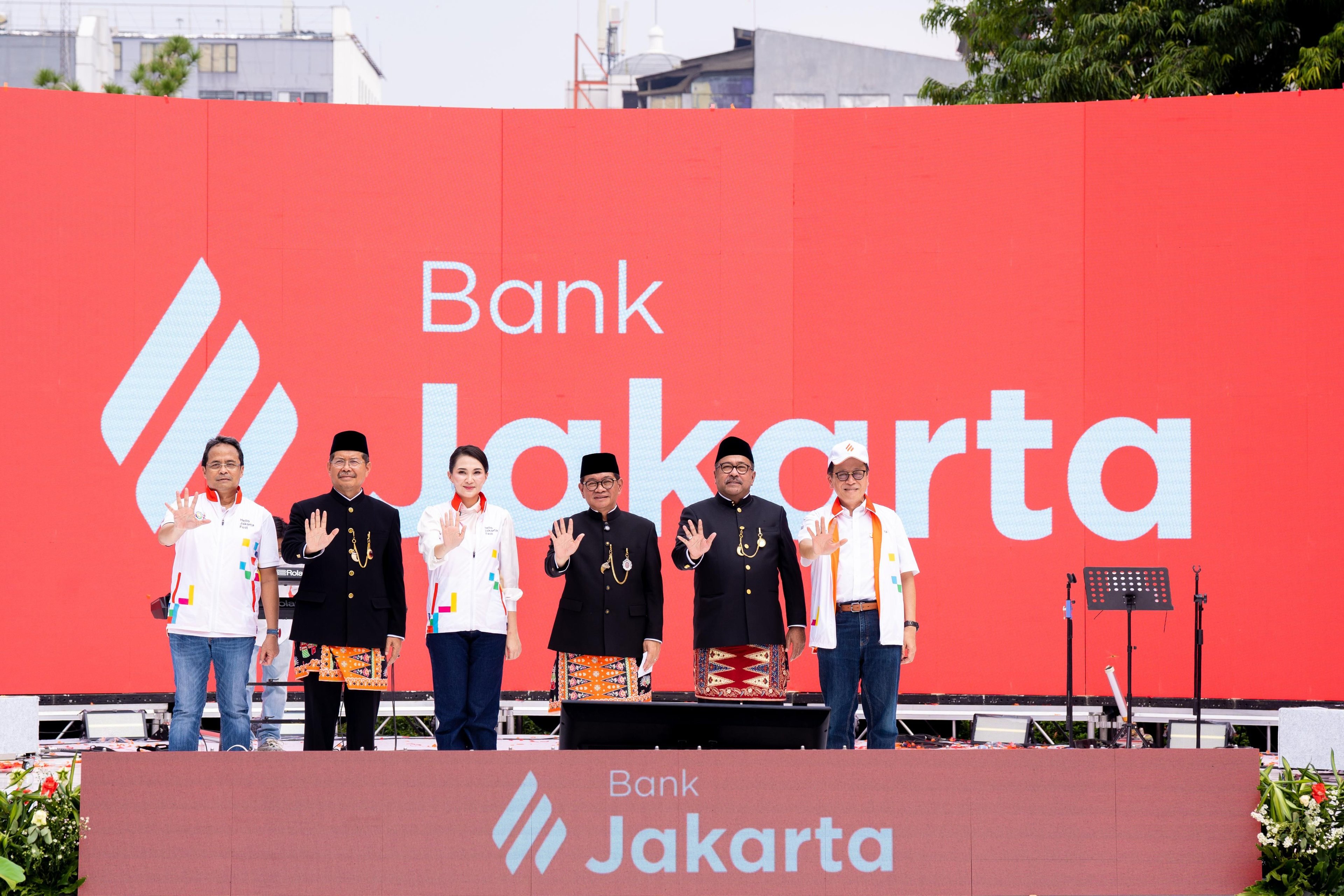 The Governor of DKI Jakarta Officially Announces Bank DKI's New Call Name: Bank Jakarta