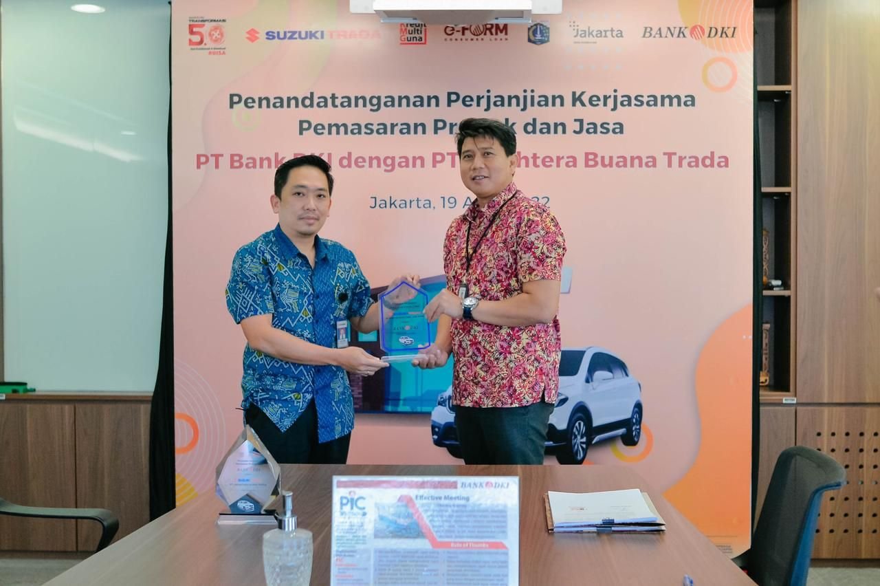 Encourage Marketing of KMG Bank DKI Collaborating with Sejahtera Buana Trada