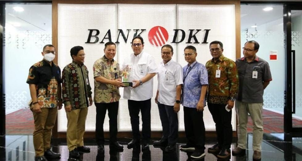Supporting National Food Security, Bank DKI Distributes IDR 1.1 Trillion Credit to RNI