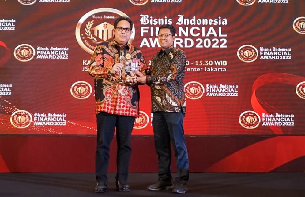 Recording Positive Performance Growth, Bank DKI Wins the 2022 Business Indonesia Financial Award