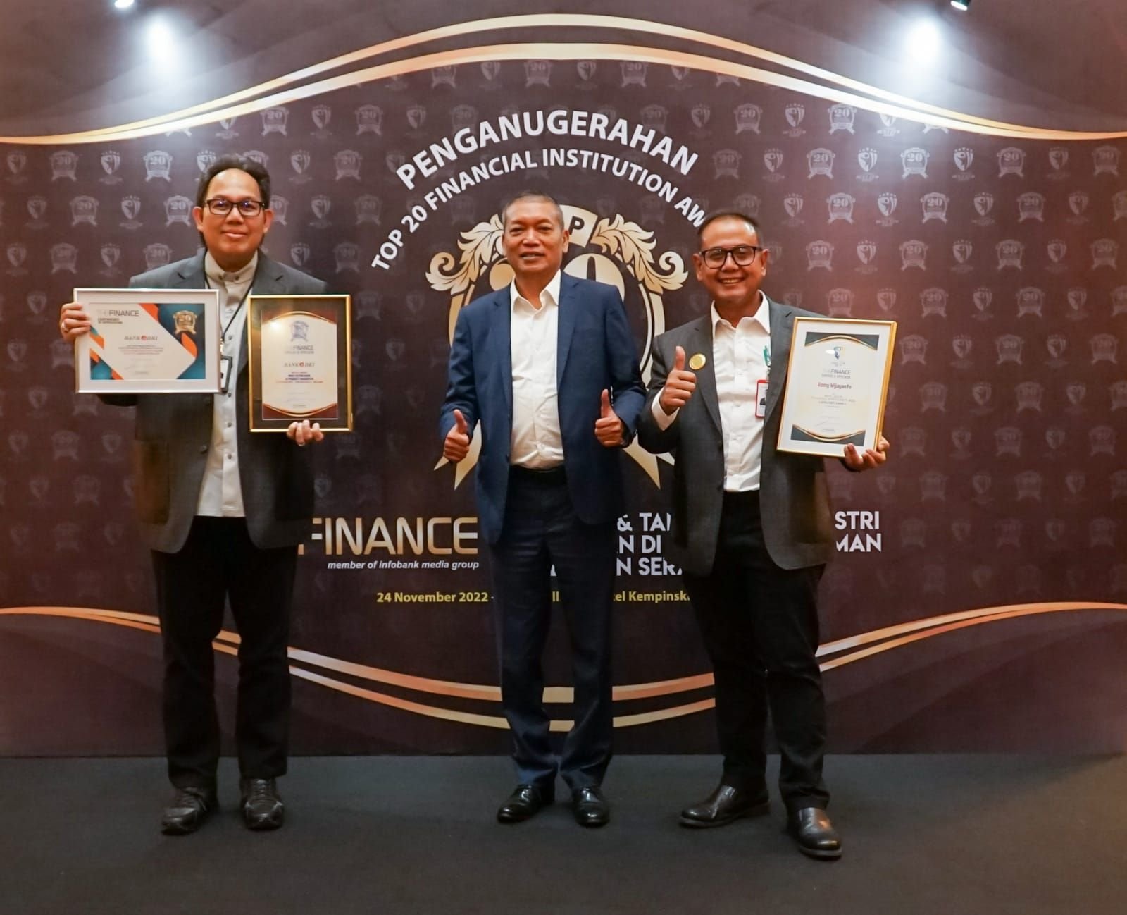 Bank DKI Wins Three Awards at Once in the Top 20 Financial Institution Award 2022