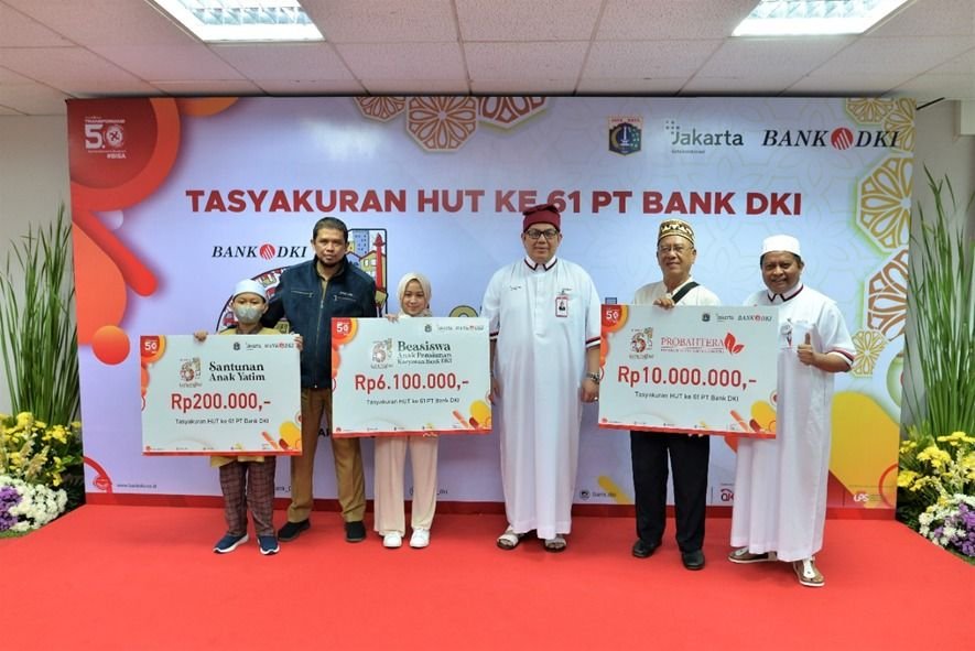 Celebrating 61st Anniversary, Bank DKI Distributes Compensation to Orphans, Educational Scholarships for Retired Children & Business Capital for Retired Employees