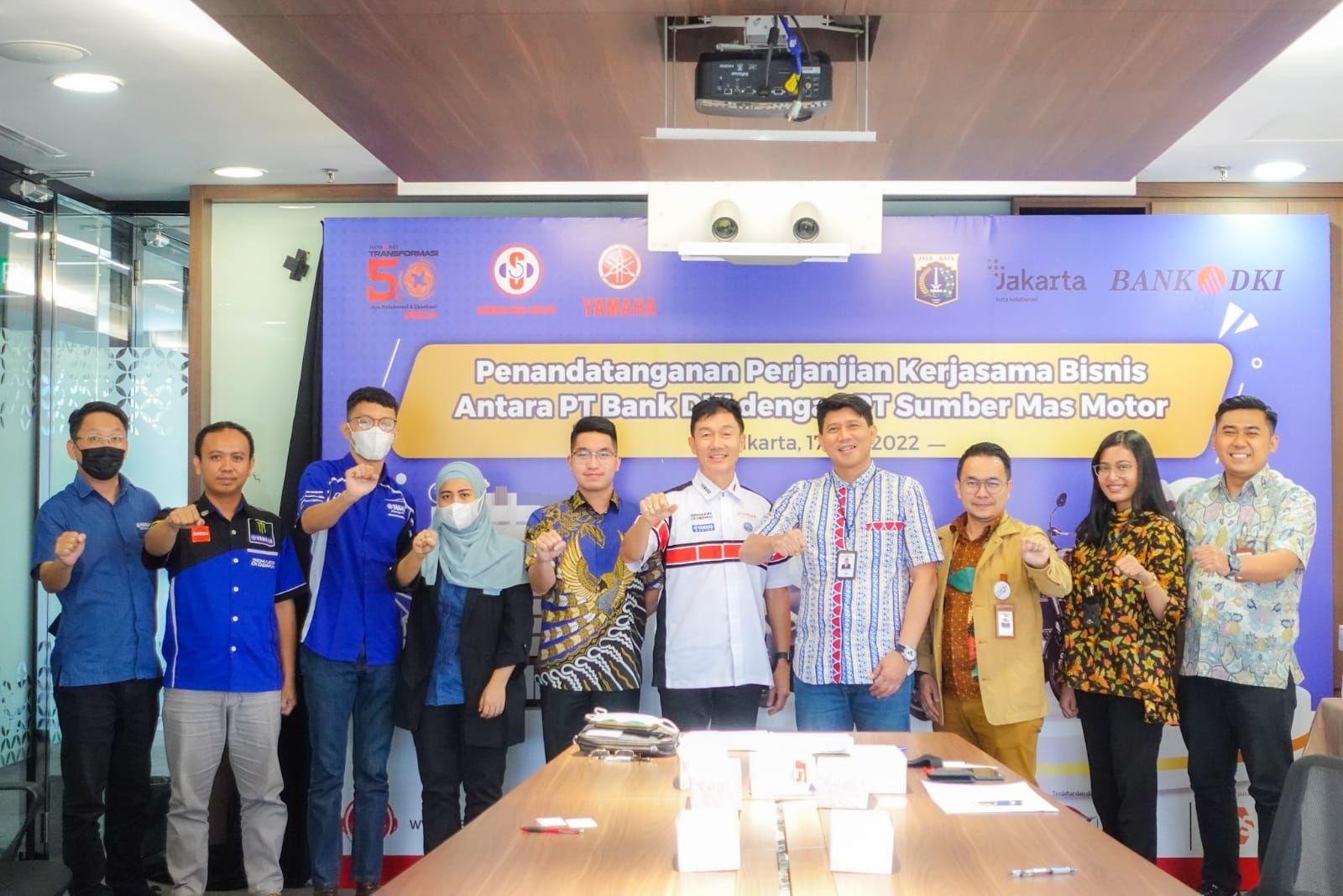 Encouraging KMG Marketing, Bank DKI Collaborates with Sumber Mas Motor