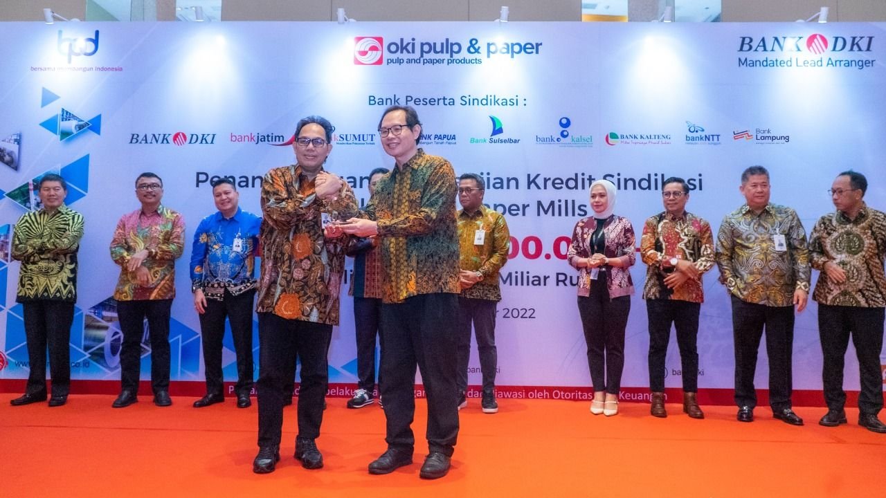 Collaboration between BPD SI, Bank DKI Leads Syndicated Loans Worth IDR 1.5 Trillion for PT Oki Pulp & Paper Mills