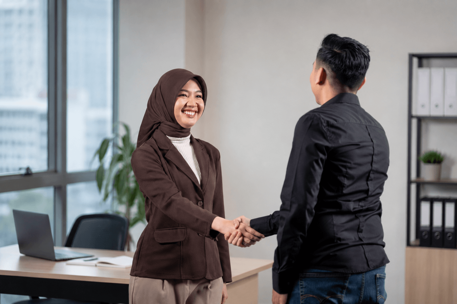 Understanding the Principles of Mudharabah and Wadiah in Daily Life