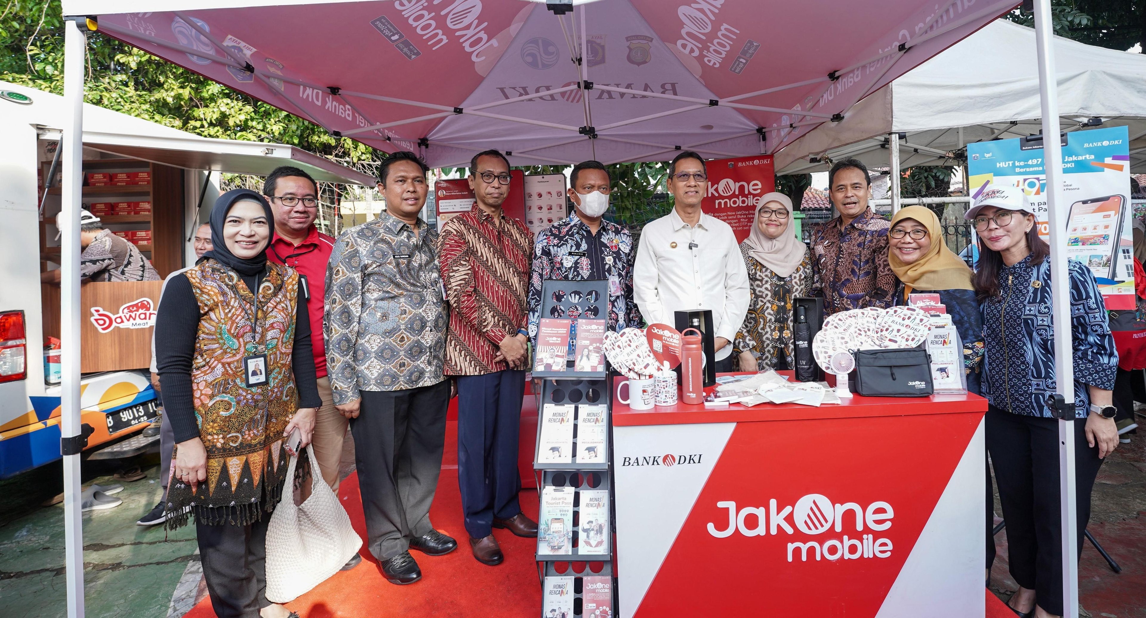 Bank DKI subsidizes 1,000 basic food packages to provide cheap food in Jakarta