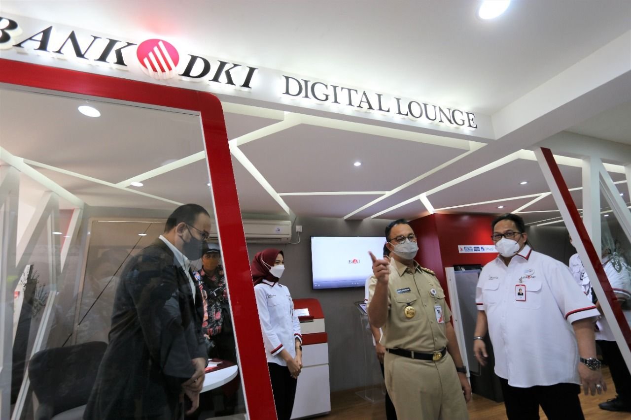 Increasingly Pampering Customers, Bank DKI Presents Mobile Cash & CRM Services