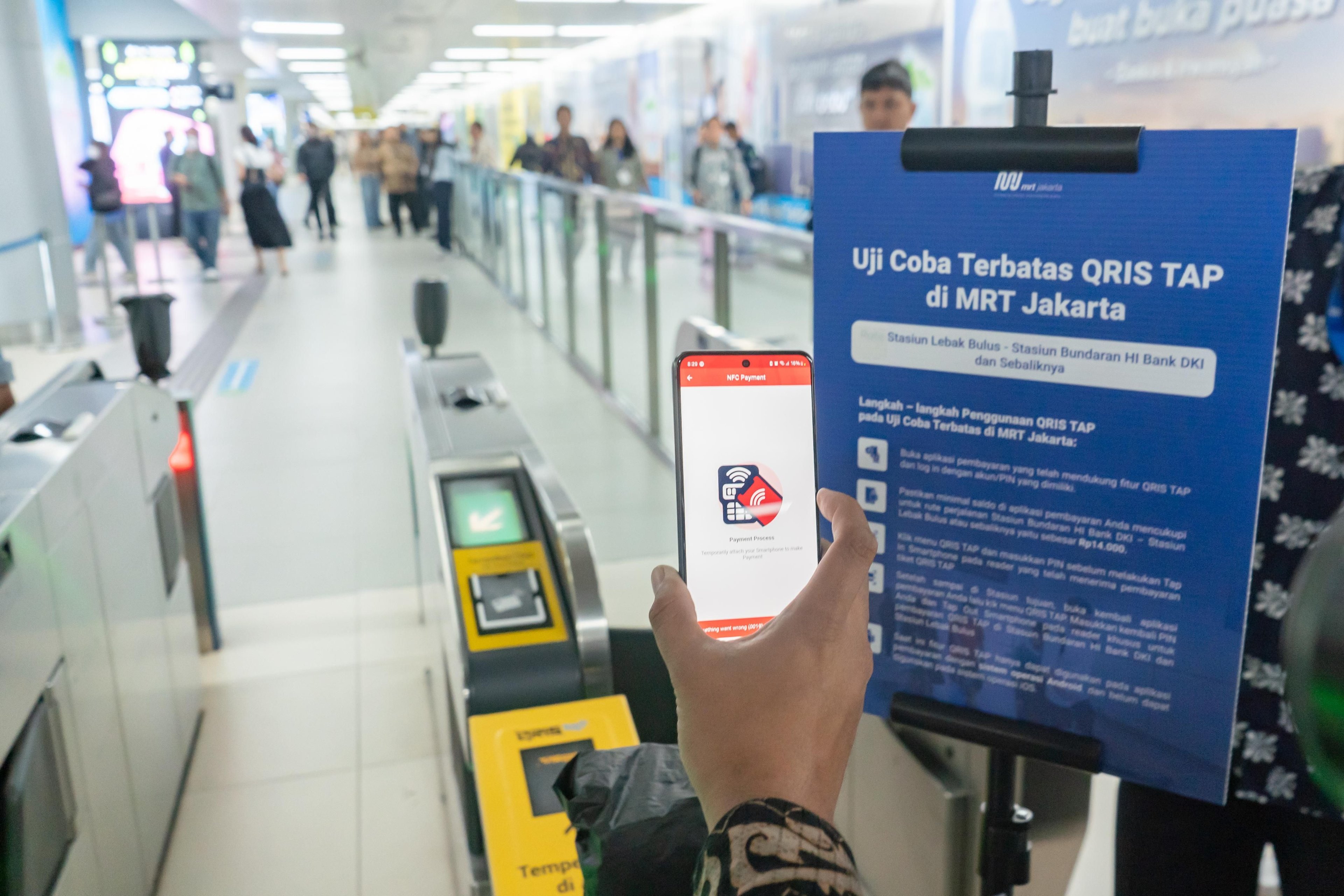 Bank DKI Supports Bank Indonesia's QRIS Tap NFC Innovation via JakOne Mobile