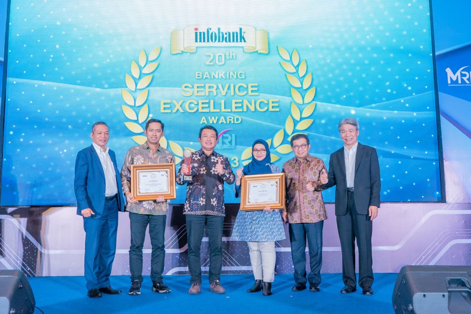 Bank DKI Wins The Best Regional Development Bank at the 20th Infobank – MRI Banking Service Excellence Award 2023